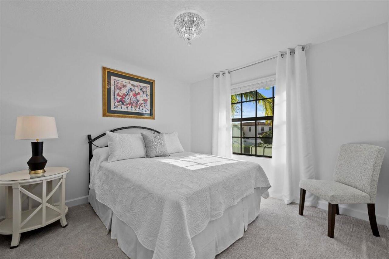 6013 Woods Edge Circle, Riviera Beach, FL 33410 Photo