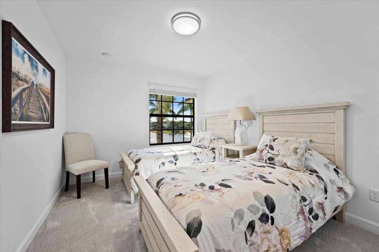 6013 Woods Edge Circle, Riviera Beach, FL 33410 Photo