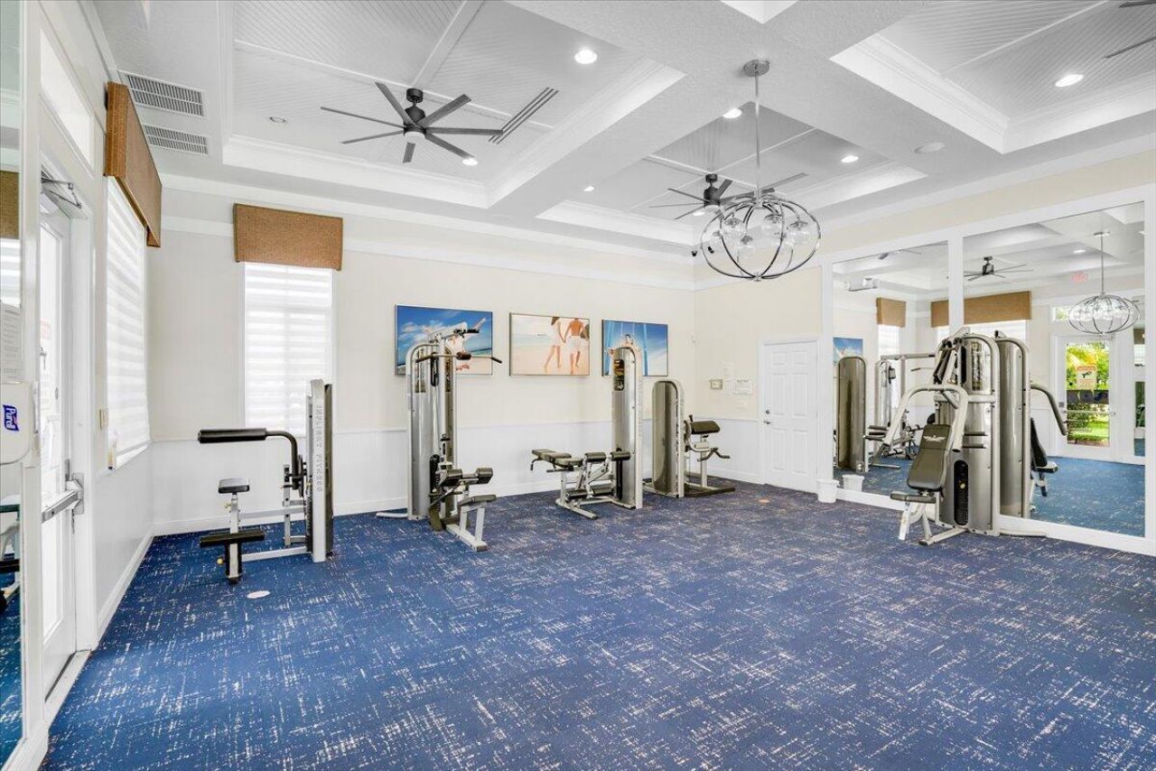 6013 Woods Edge Circle, Riviera Beach, FL 33410 Photo