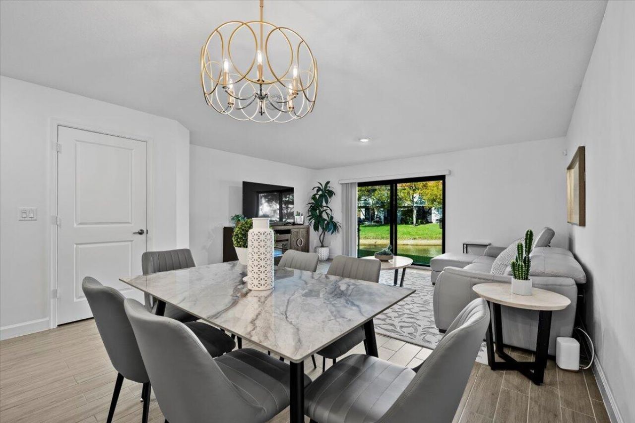 6013 Woods Edge Circle, Riviera Beach, FL 33410 Photo