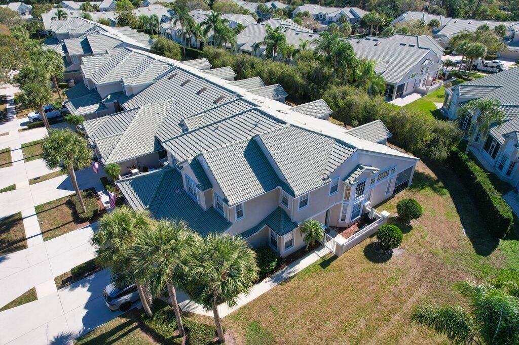 1686 SW Harbour Isles Circle, Port Saint Lucie, FL 34986 Photo