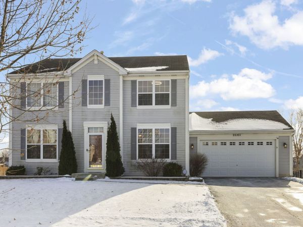 25301 Pavilion Place, Plainfield, IL 60585