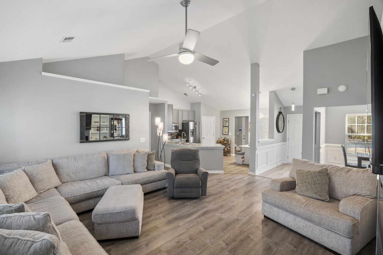 3370 Lindner Lane Photo 15