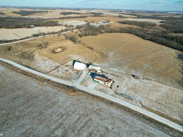 7117 141st Place, Albia, IA 52531