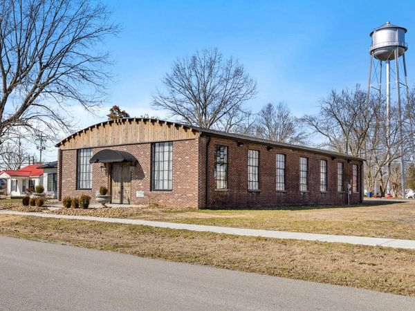 105 E Main Street, Englewood, TN 37329