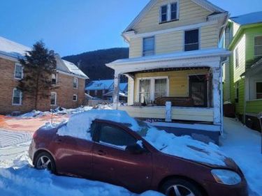 148 SUSQUEHANNA AVENUE, RENOVO, PA 17764