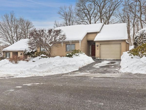 744 Heritage Hills, Unit B, Somers, NY 10589