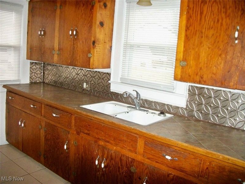 1310 Roselawn Avenue, Belpre, OH 45714 Photo 16