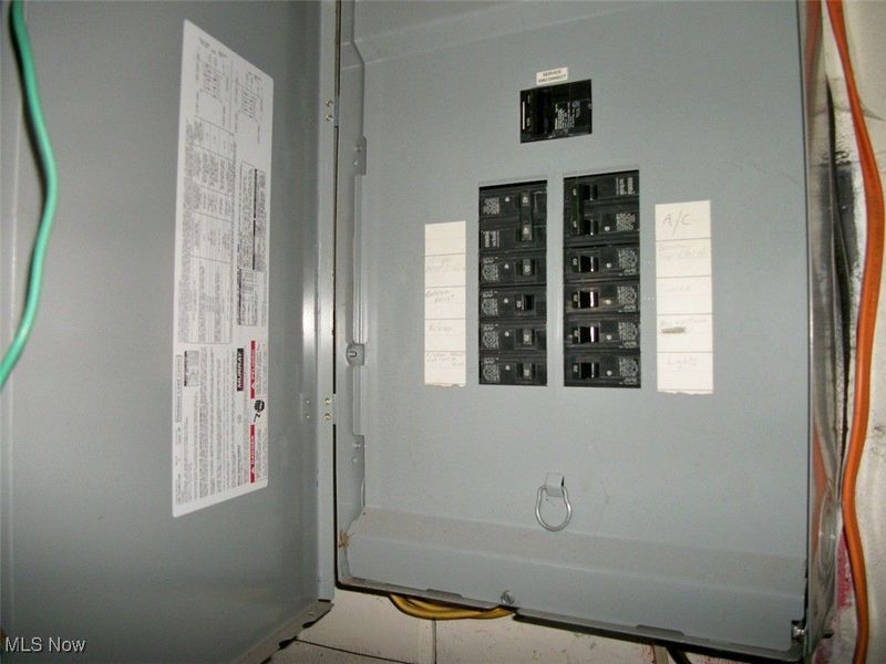 1310 Roselawn Avenue, Belpre, OH 45714 Photo 20