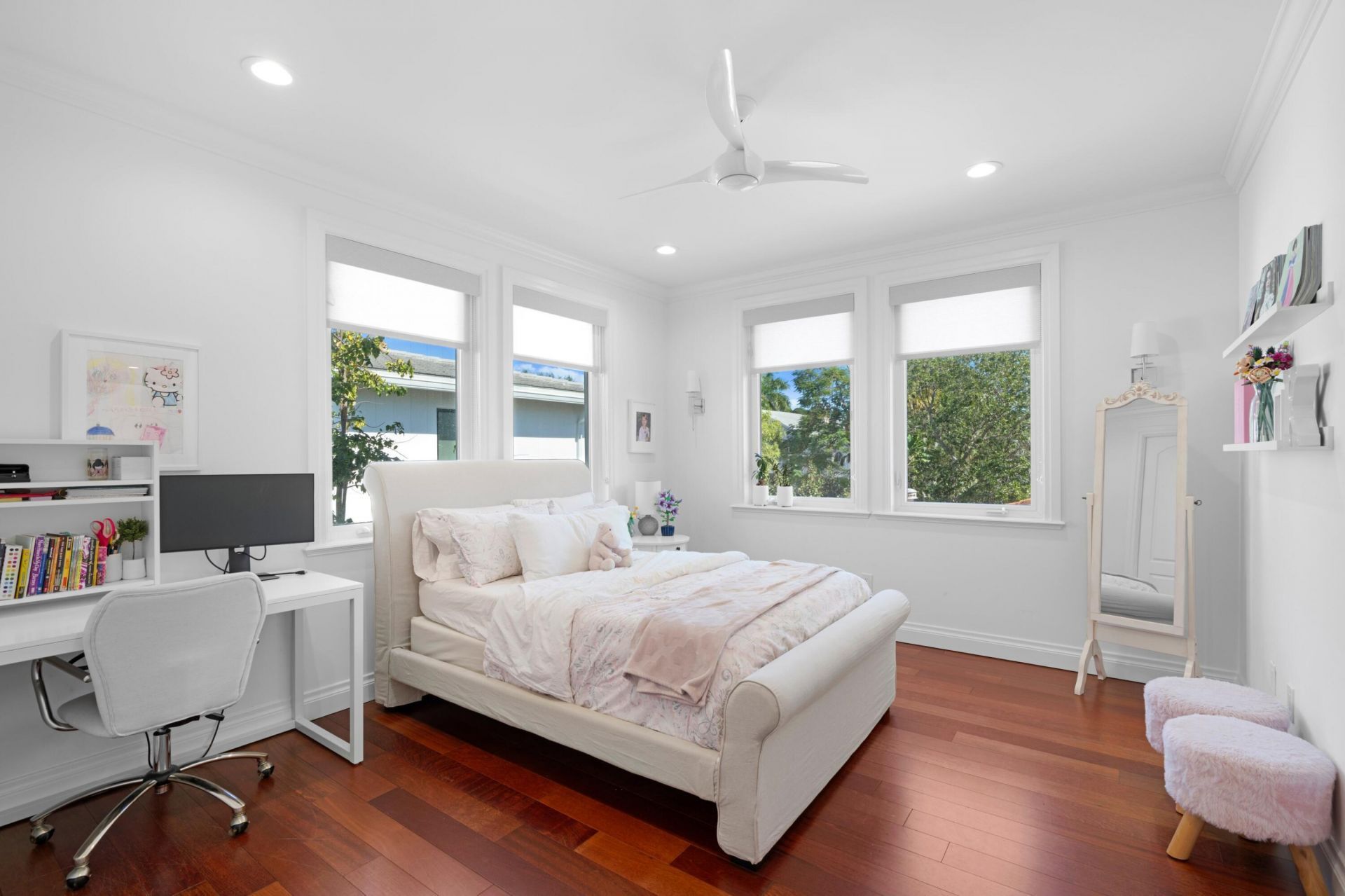 901 NW 4th Court, Boca Raton, FL 33432 Photo