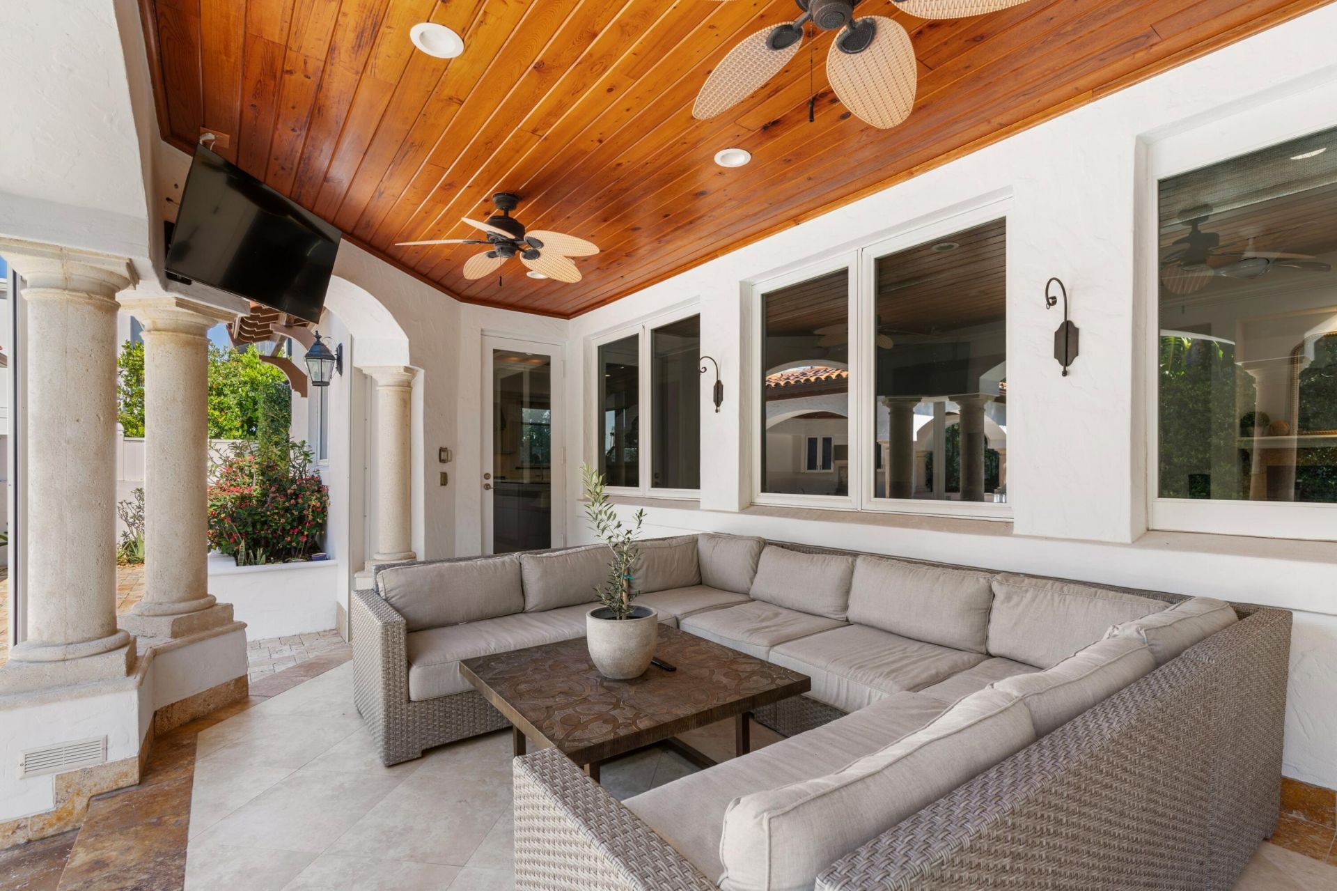 901 NW 4th Court, Boca Raton, FL 33432 Photo