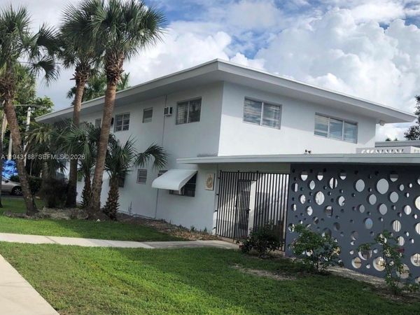 12665 NE 16th, Unit 18, North Miami, FL 33161