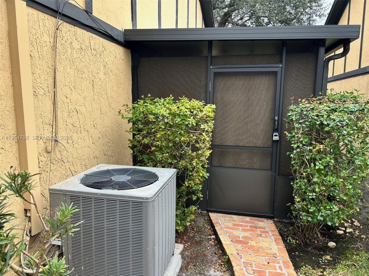 9225 NW 49th Pl, Unit 9225, Sunrise, FL 33351 Photo