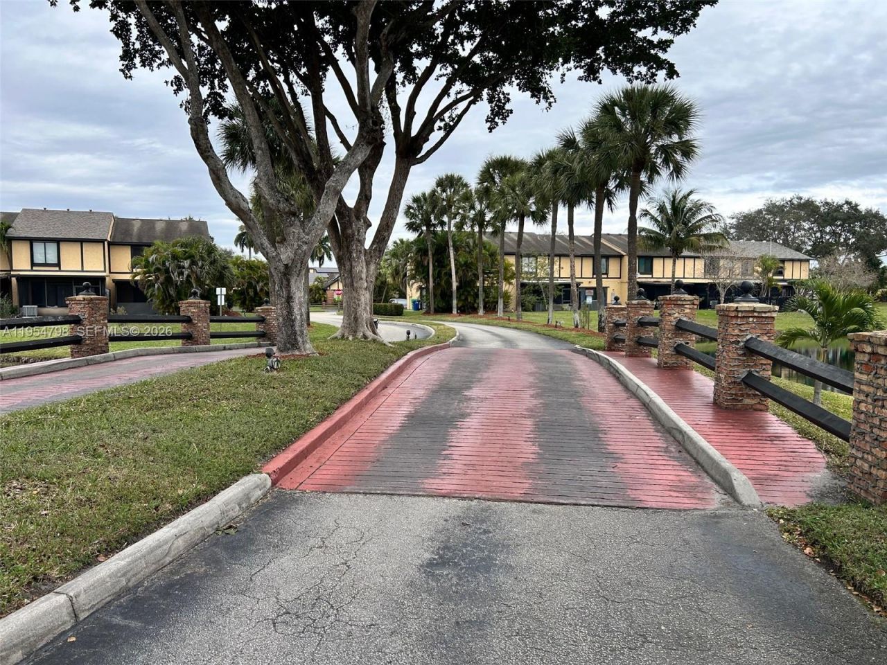 9225 NW 49th Pl, Unit 9225, Sunrise, FL 33351 Photo