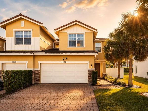 4330 Lago Drive, Deerfield Beach, FL 33064