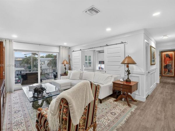 6471 Bay Club Dr, Unit 3, Fort Lauderdale, FL 33308