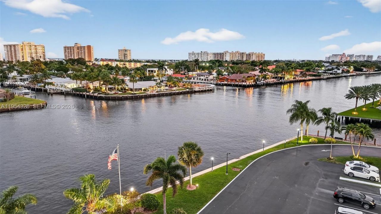 6471 Bay Club Dr, Unit 3, Fort Lauderdale, FL 33308 Photo