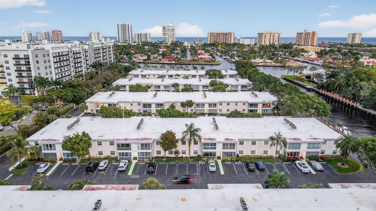 6471 Bay Club Dr, Unit 3, Fort Lauderdale, FL 33308 Photo