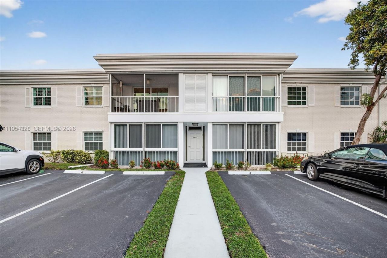 6471 Bay Club Dr, Unit 3, Fort Lauderdale, FL 33308 Photo