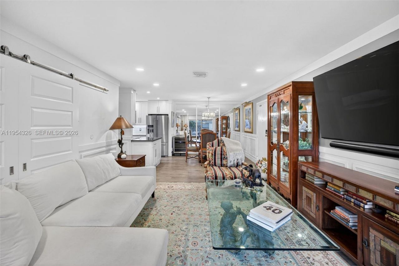 6471 Bay Club Dr, Unit 3, Fort Lauderdale, FL 33308 Photo