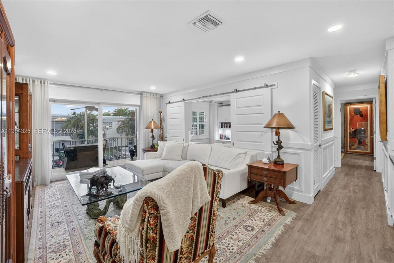 6471 Bay Club Dr, Unit 3, Fort Lauderdale, FL 33308 Photo