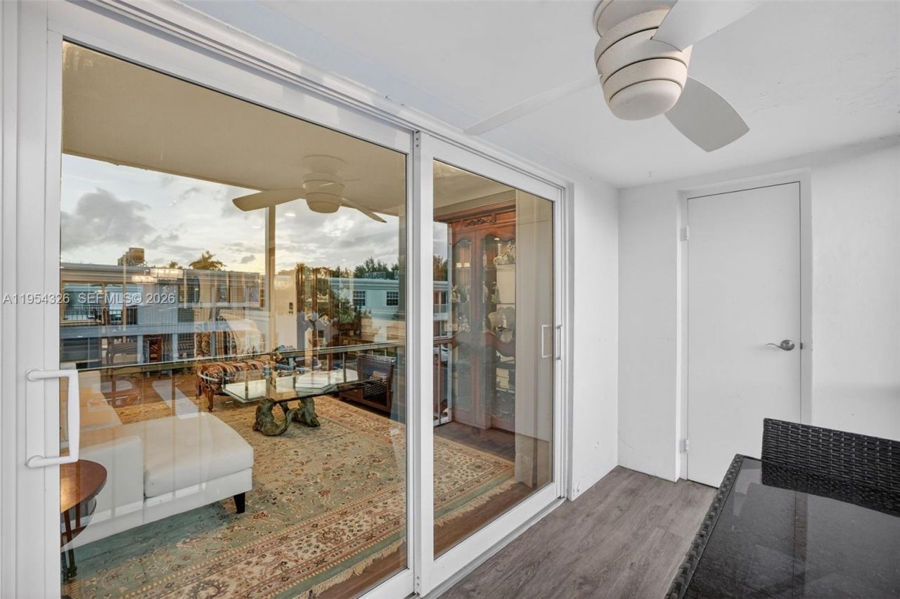 6471 Bay Club Dr, Unit 3, Fort Lauderdale, FL 33308 Photo