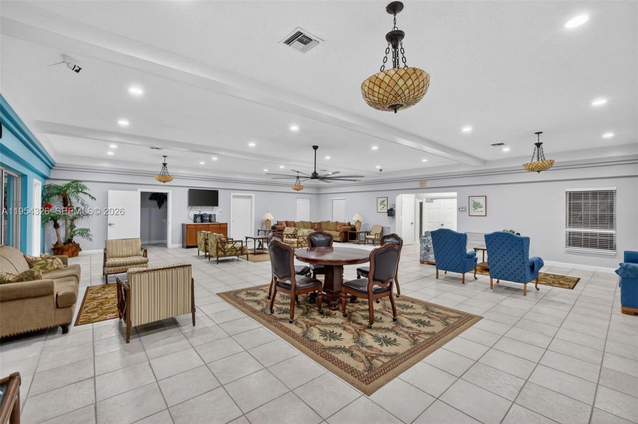 6471 Bay Club Dr, Unit 3, Fort Lauderdale, FL 33308 Photo