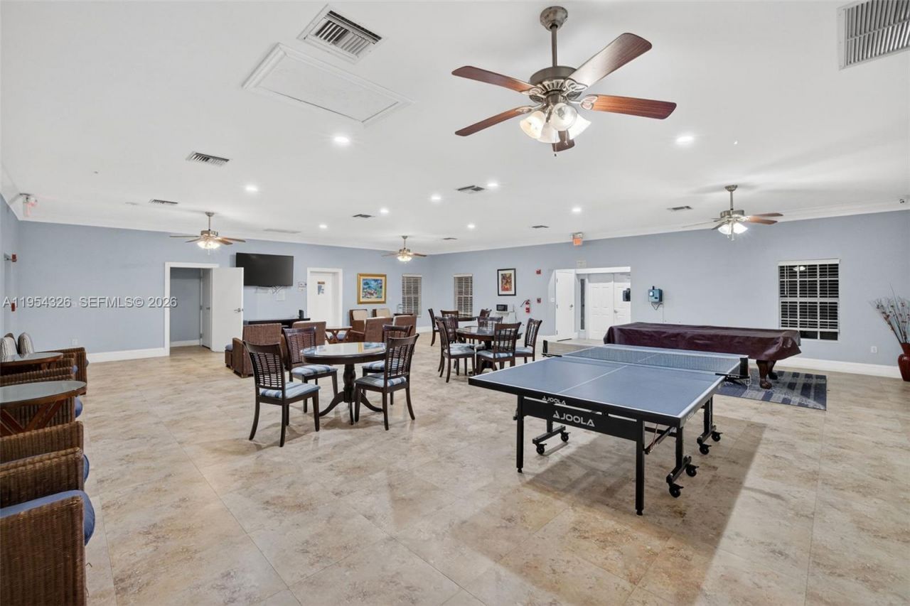 6471 Bay Club Dr, Unit 3, Fort Lauderdale, FL 33308 Photo