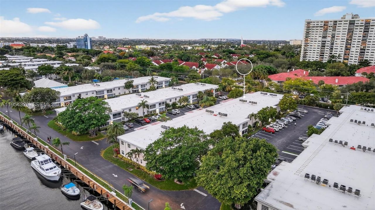 6471 Bay Club Dr, Unit 3, Fort Lauderdale, FL 33308 Photo