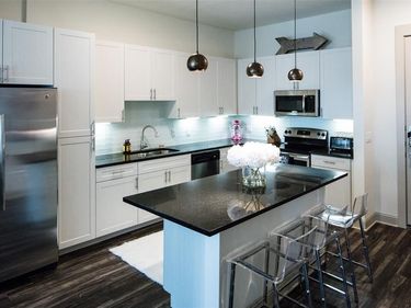 7606 Eastern Avenue, Unit 301, Dallas, TX 75209