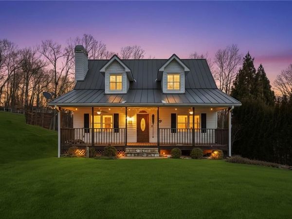 681 Chestatee Point , Dawsonville, GA 30534