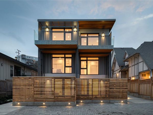 1417 May St, Unit 1, Victoria, BC V8S 1C2