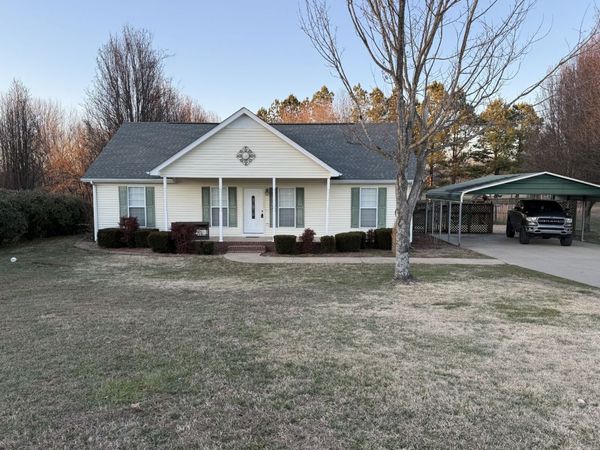 7 Falcon Rd, Fayetteville, TN 37334