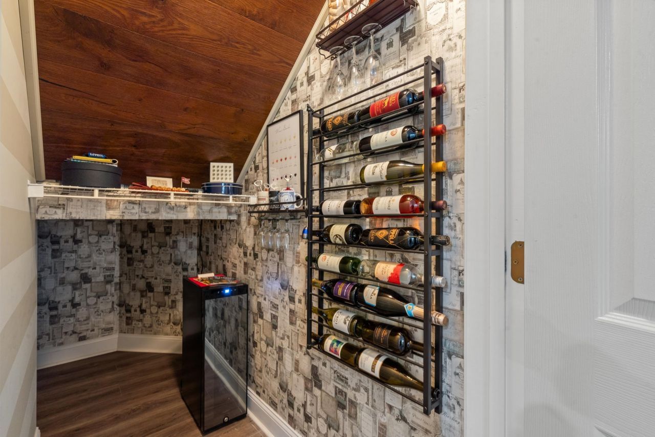 4946 Westwind Dr. Photo 10