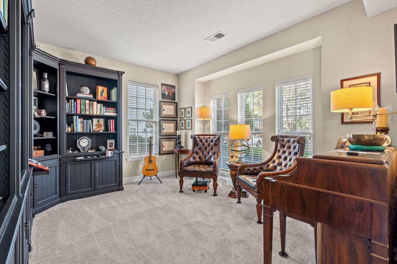 4946 Westwind Dr. Photo 21