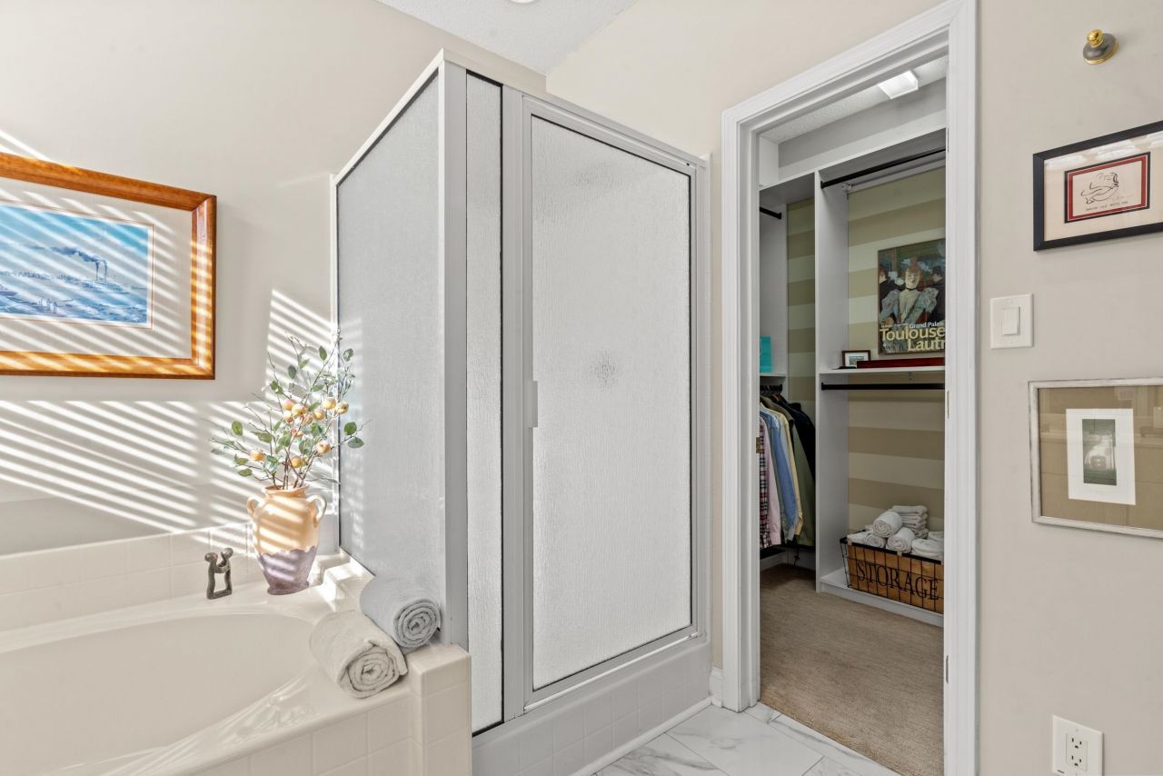 4946 Westwind Dr. Photo 25