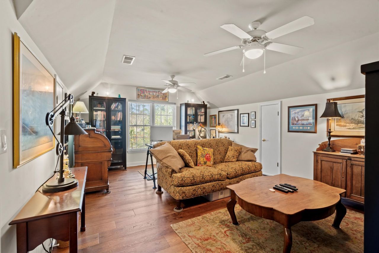 4946 Westwind Dr. Photo 34