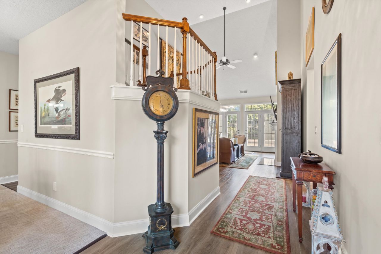 4946 Westwind Dr. Photo 4