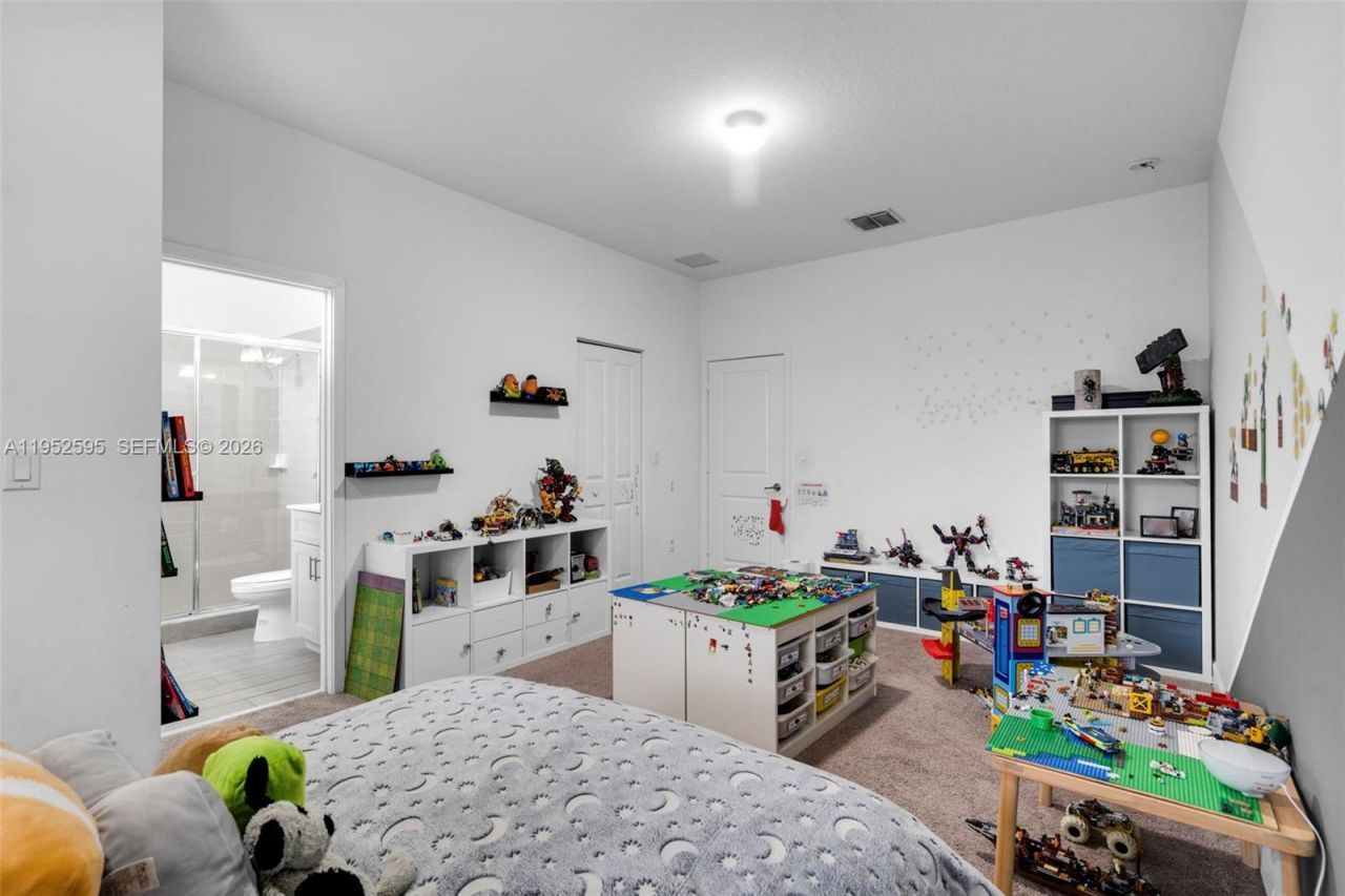 4925 NW 51st Ter, Tamarac, FL 33319 Photo