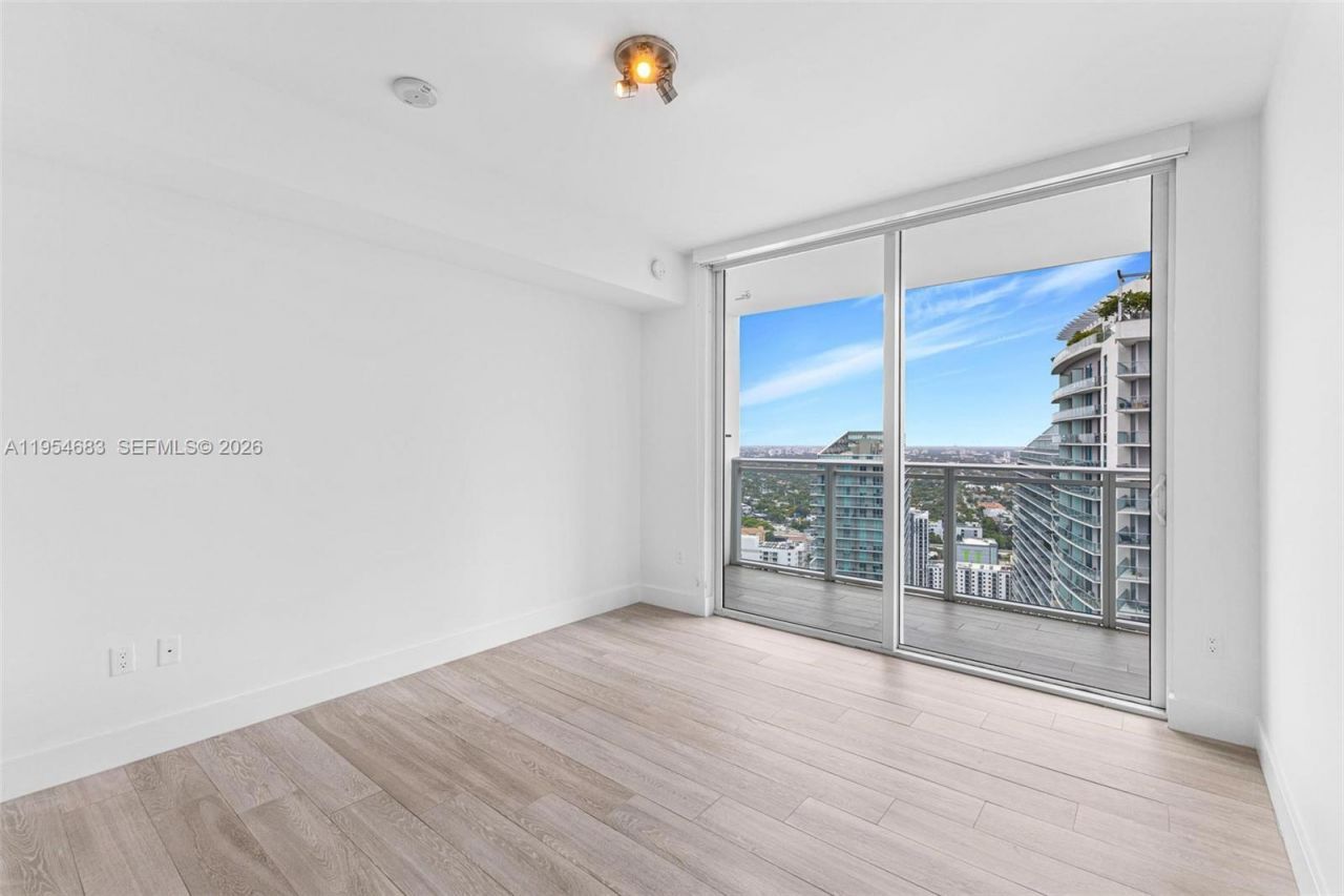 1080 Brickell Ave, Unit 3909, Miami, FL 33131 Photo