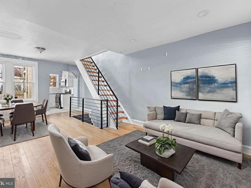 1629 S Dover Street, Philadelphia, PA 19145 Main Photo
