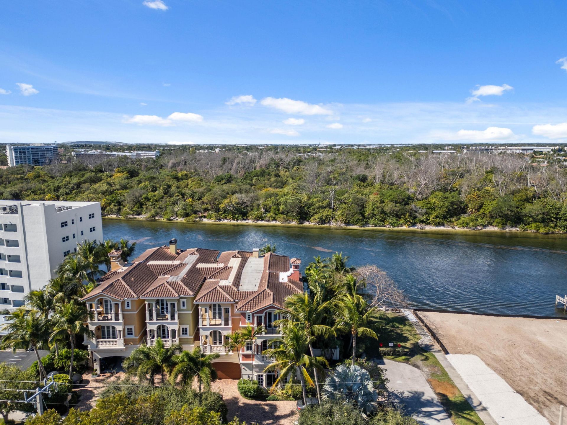 453 NE 19th Avenue, Unit D, Deerfield Beach, FL 33441 Photo