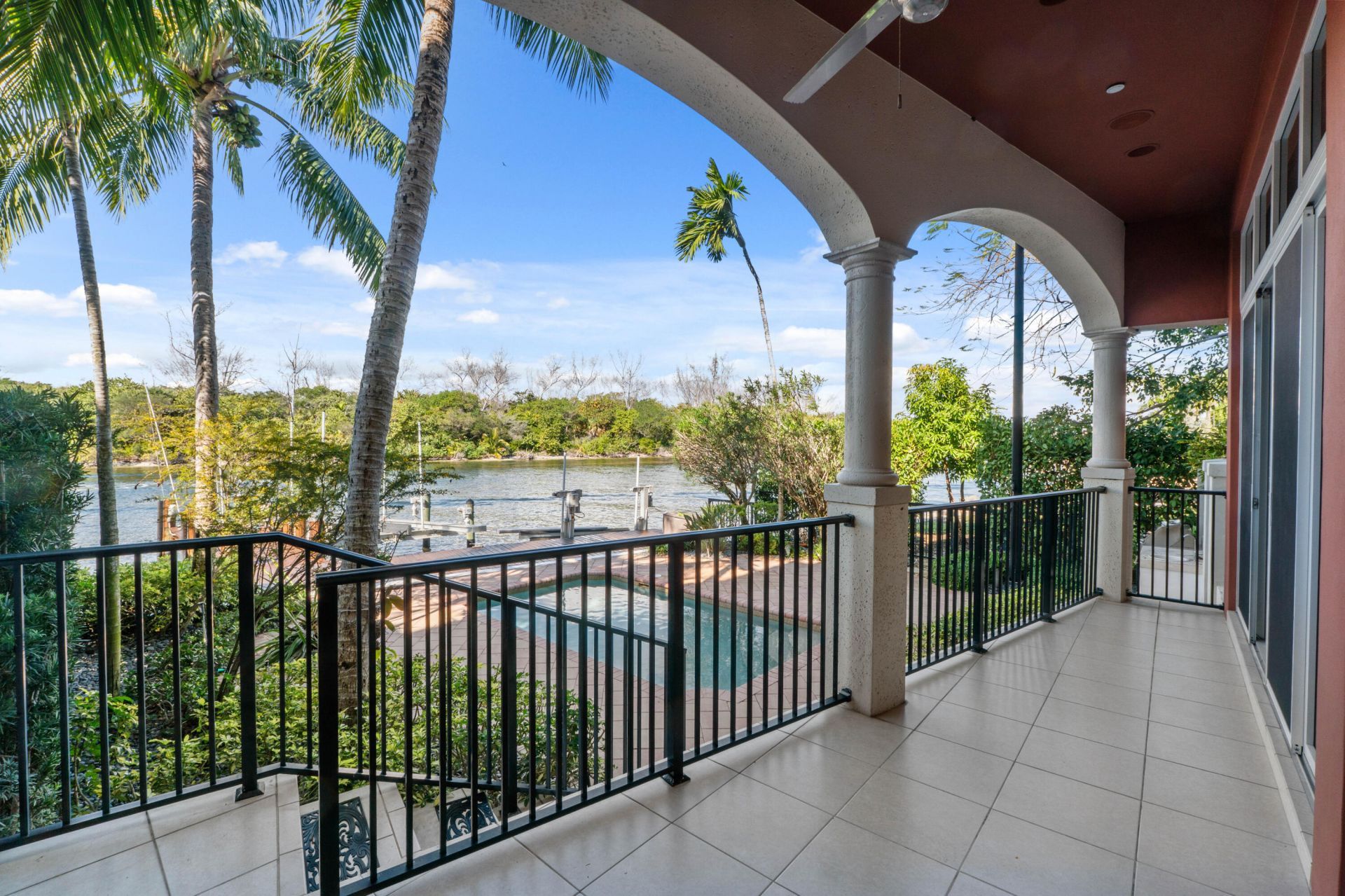 453 NE 19th Avenue, Unit D, Deerfield Beach, FL 33441 Photo