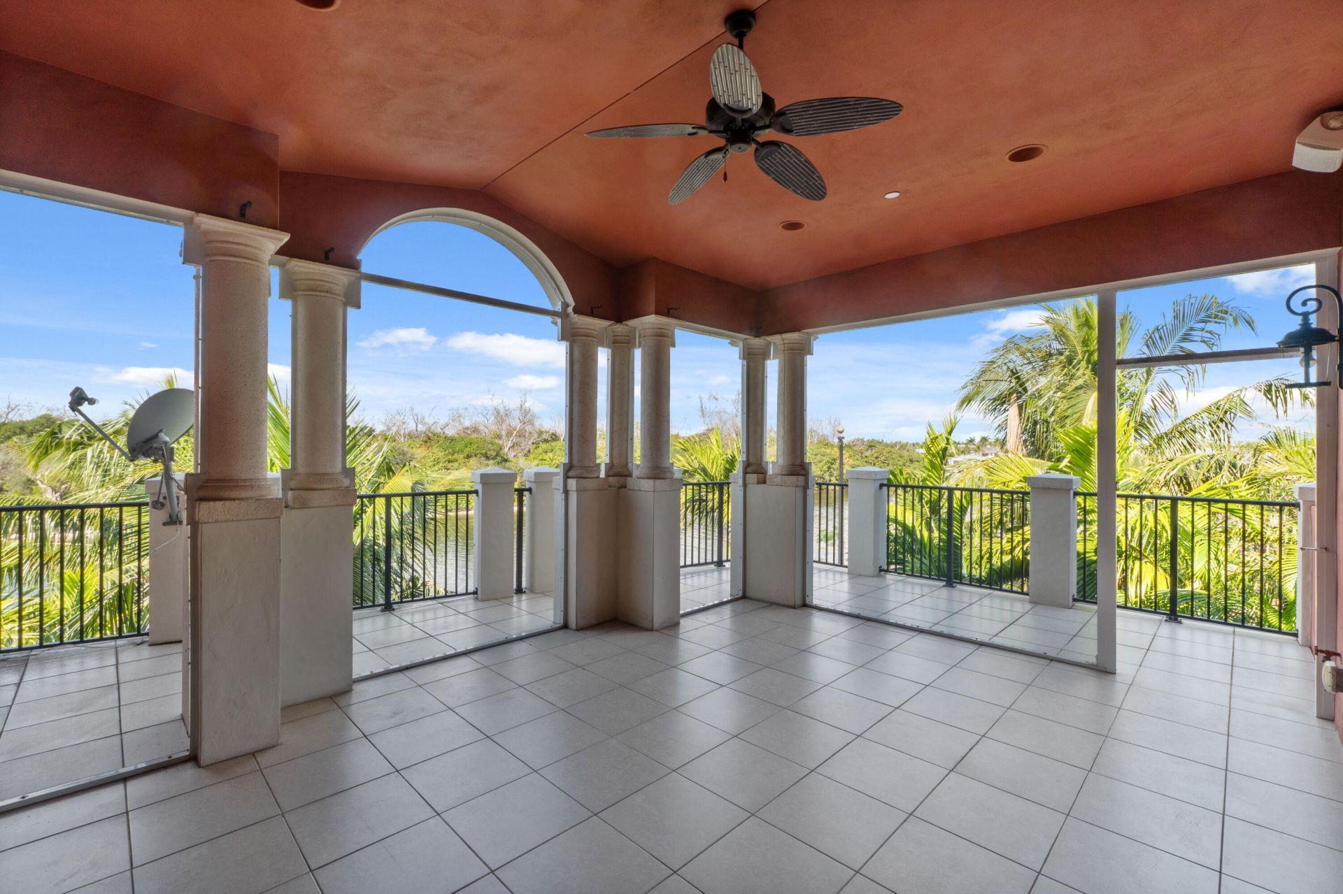 453 NE 19th Avenue, Unit D, Deerfield Beach, FL 33441 Photo