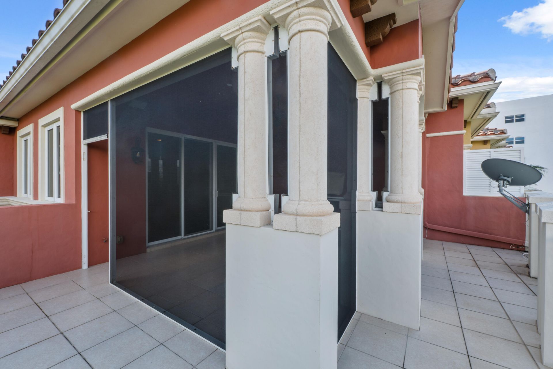 453 NE 19th Avenue, Unit D, Deerfield Beach, FL 33441 Photo