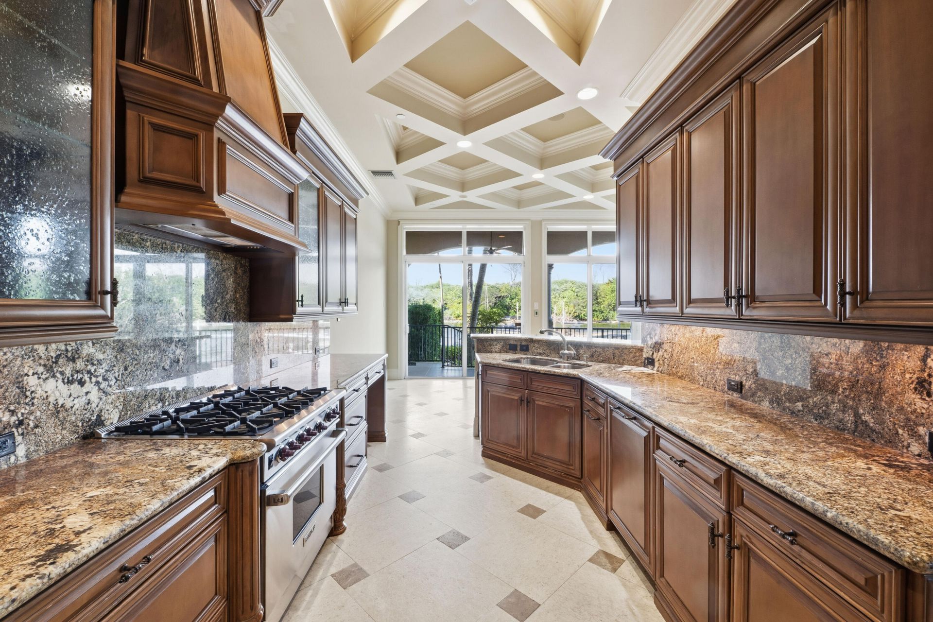 453 NE 19th Avenue, Unit D, Deerfield Beach, FL 33441 Photo