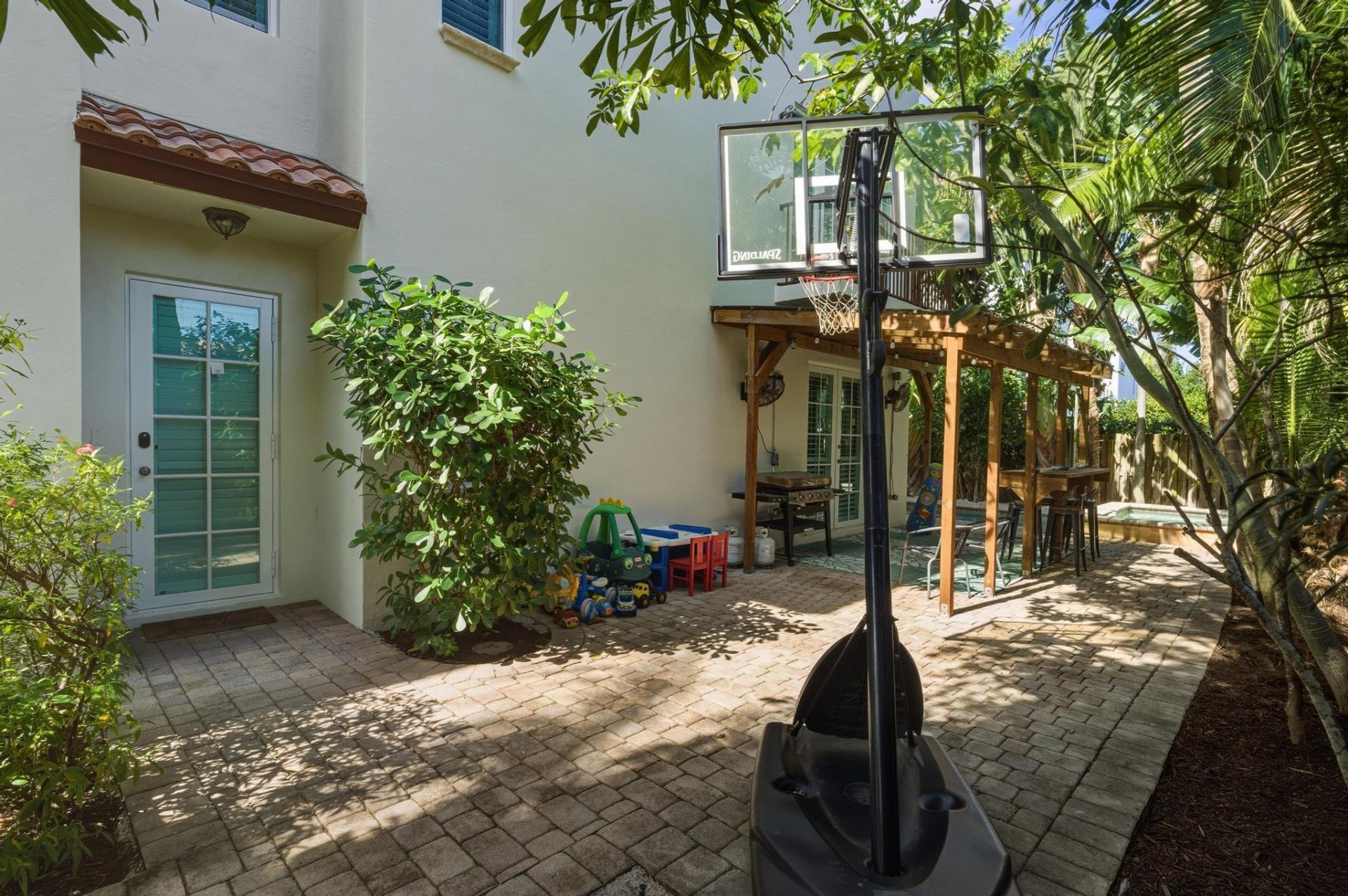 1709 NE 8th Street, Unit 1709, Fort Lauderdale, FL 33304 Photo