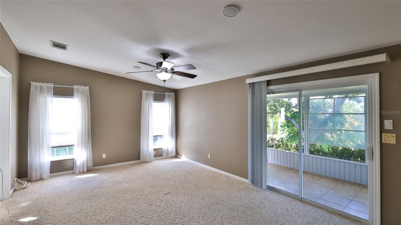 361 Marsh Landing Loop, Oak Hill, FL 32759 Photo