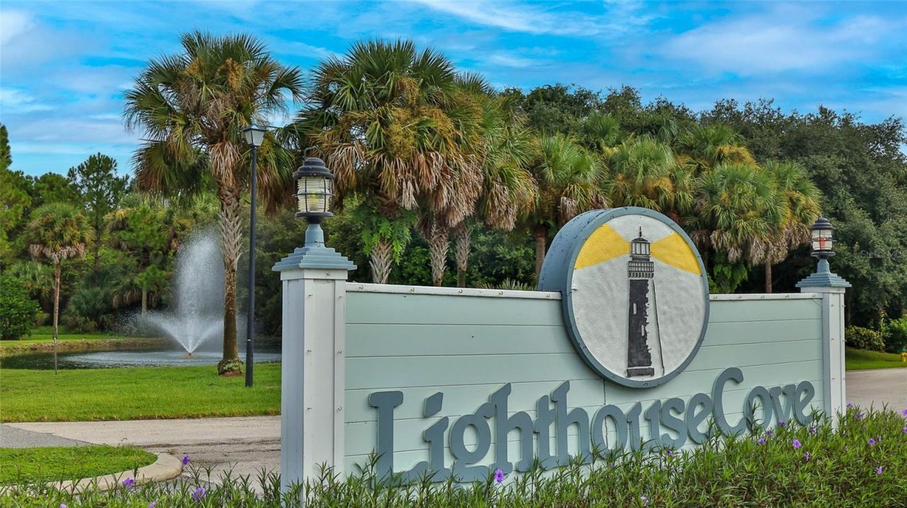361 Marsh Landing Loop, Oak Hill, FL 32759 Photo