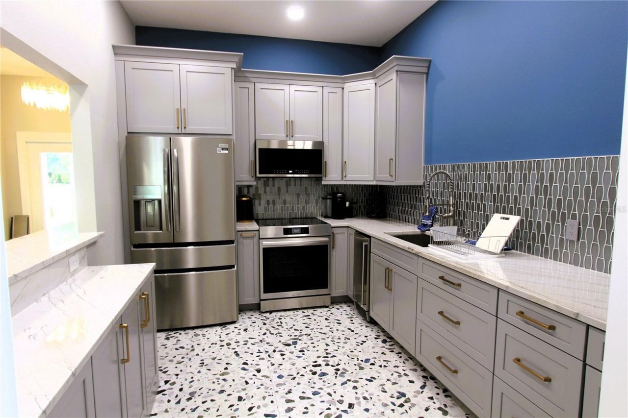 361 Marsh Landing Loop, Oak Hill, FL 32759 Photo